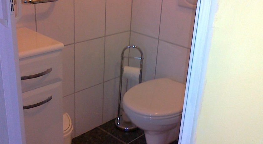 Zimmer 1 - Toilette